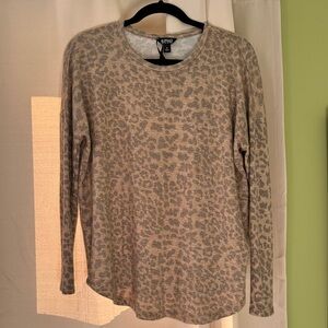 Leopard print light weight sweater